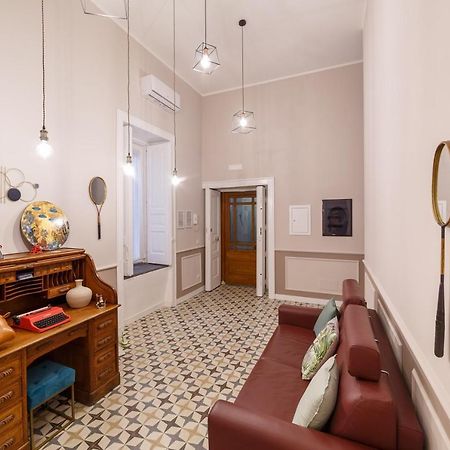 Le Chiavi Di Casa Bed & Breakfast Наполи Екстериор снимка