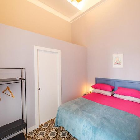 Le Chiavi Di Casa Bed & Breakfast Наполи Екстериор снимка