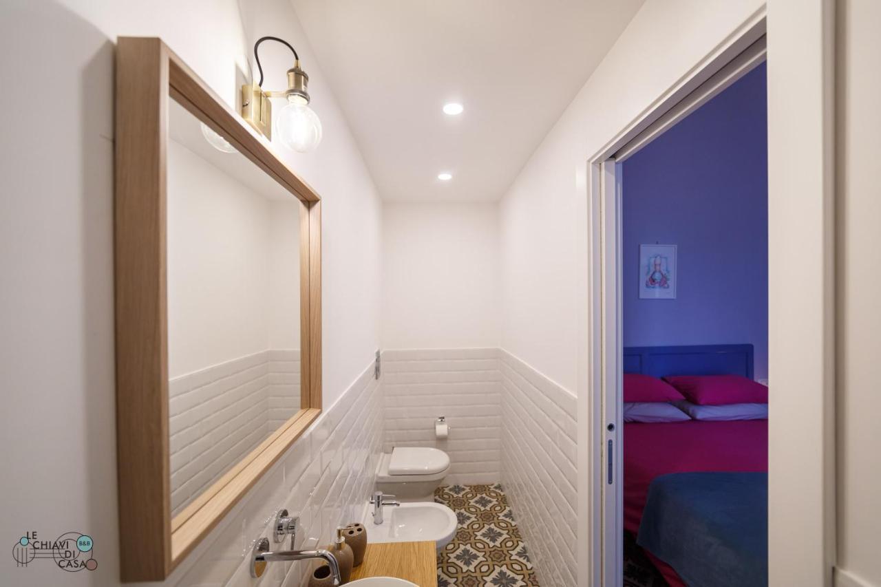 Le Chiavi Di Casa Bed & Breakfast Наполи Екстериор снимка